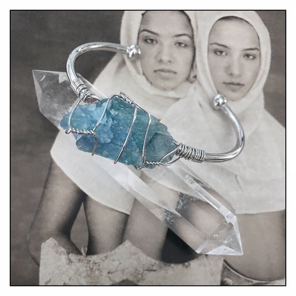 Healing Stones And Crystals Jewelry - Blue Fluorite Raw Stone Healing Bracelet Cuff